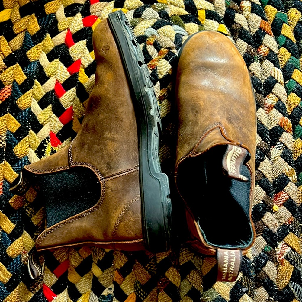 Blundstones 7.5 (10.5 women’s) boots